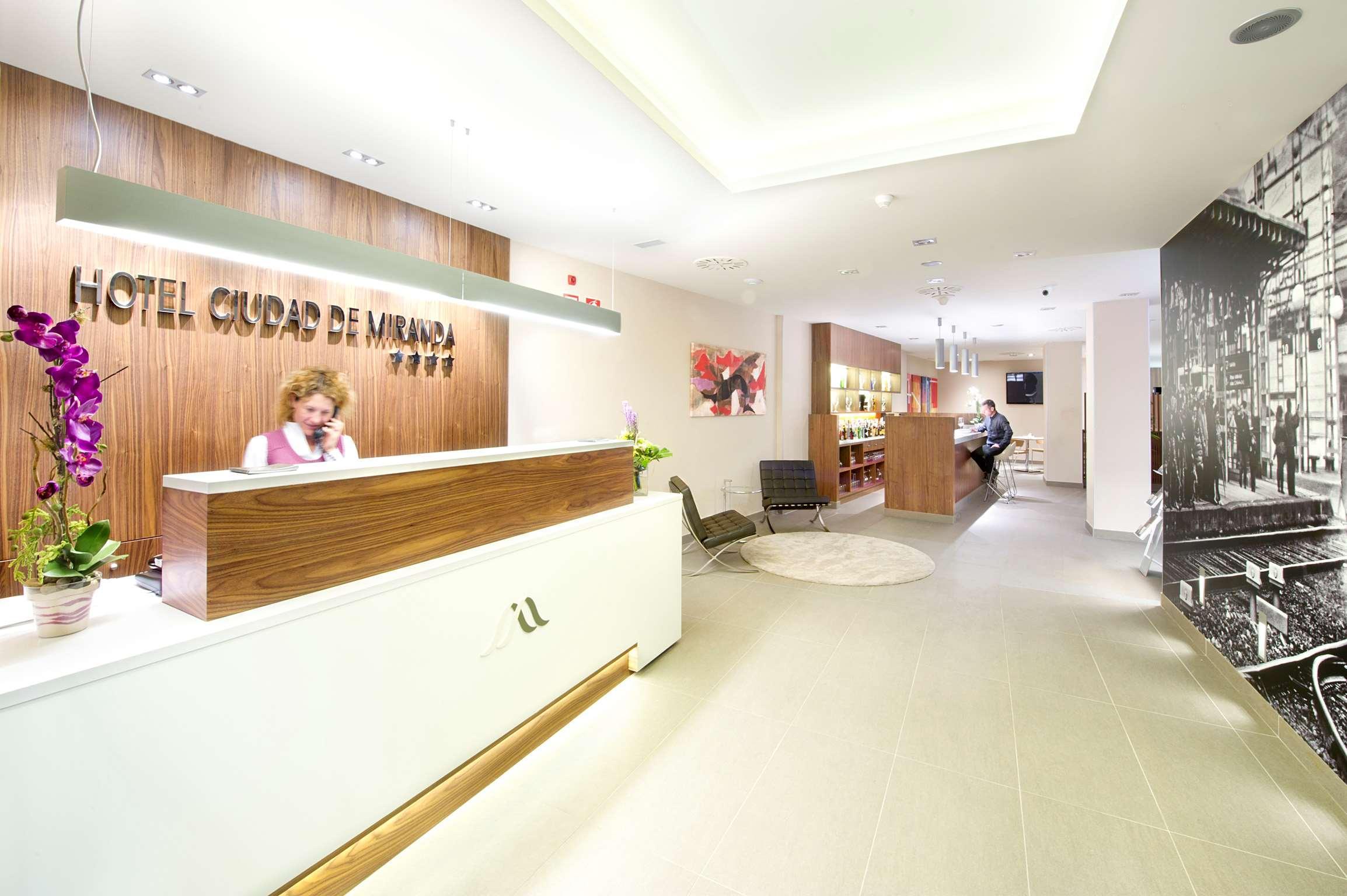 Sercotel Ciudad De Miranda Miranda de Ebro Bagian luar foto